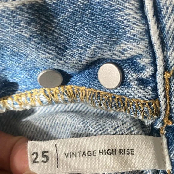 PacSun Distressed High Rise Light Blue Wash Jean Shorts - Picture 8 of 8